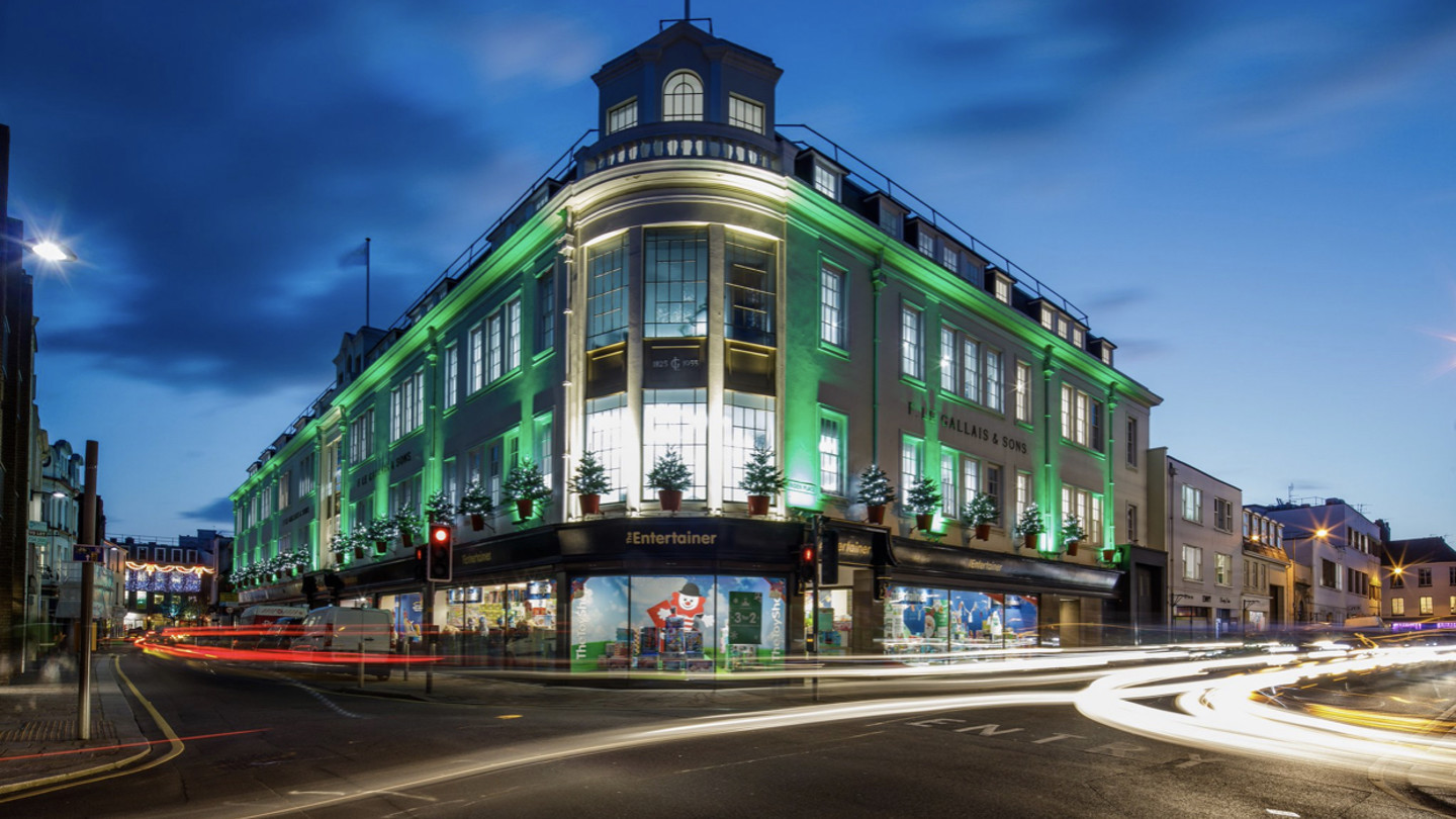 Le G Building Christmas 2019