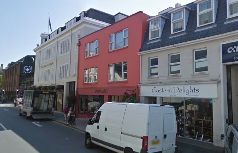5 Minden Place2